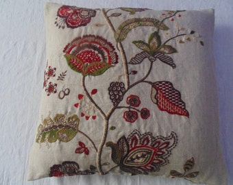 Designers Guild / William Yeoward 100% Line Fabric Kamala Damson Cushion Cover
