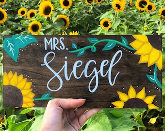 Teacher Sign Personalized, Custom teacher sign, Teacher Gift, Hand Painted wood Sign, Teacher Appreciation Gift,  Custom wood sign,