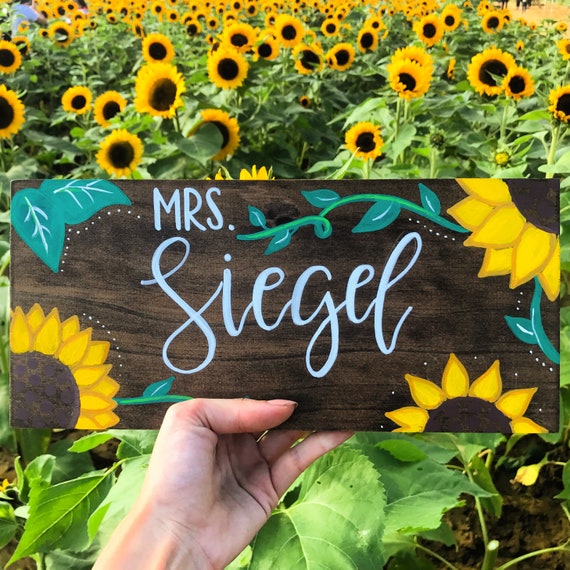 Teacher Sign Personalized, Custom teacher sign, Teacher Gift, Hand Painted wood Sign, Teacher Appreciation Gift,  Custom wood sign,