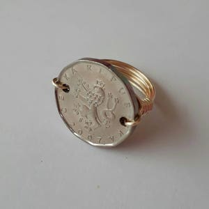 Czech Republic 2 korun wire wrapped ring