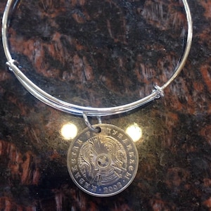 Kazakhstan 50 tenge expandable style wire bangle bracelet- silver