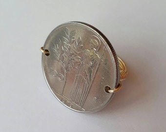 Italy 100 lira wire wrapped ring