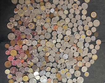 5 Pounds of World Coins. GUARANTEED SILVER Treasure Hunters Dream! Perfect for Collectors, Crafting, or Treasure Hunting.