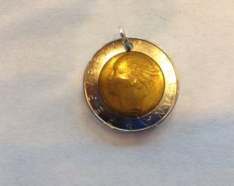 Italy 500 Lira two-toned, bi-metal coin Pendant