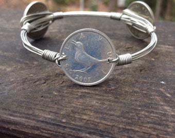 Croatia 1 kuna Bourbons and Boweties style wire wrapped bangle bracelet