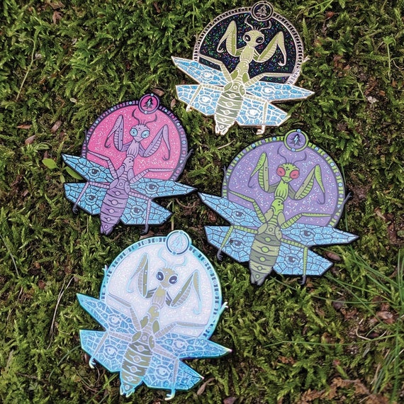 Serenity - Praying Mantis Hat Pin *LIMITEDEDITION* Heady Hat Pins by : Eccentric Visuals