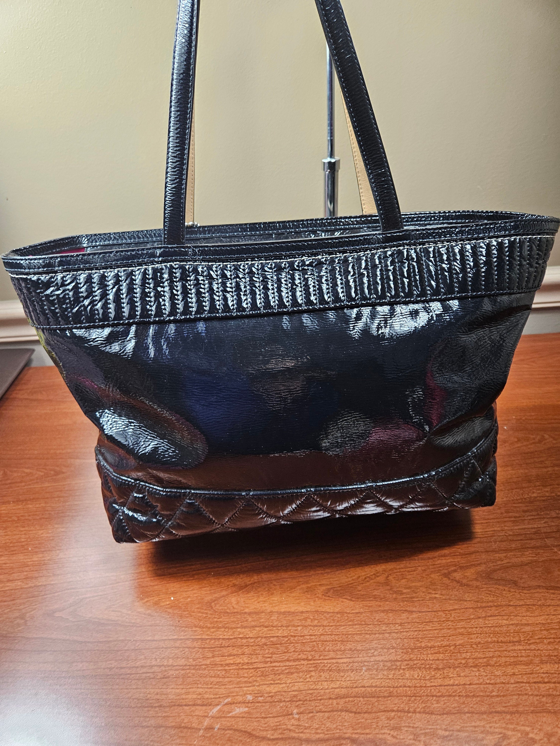 Auth Coach 18674 Poppy Daisy Liquid Gloss Patent Leather