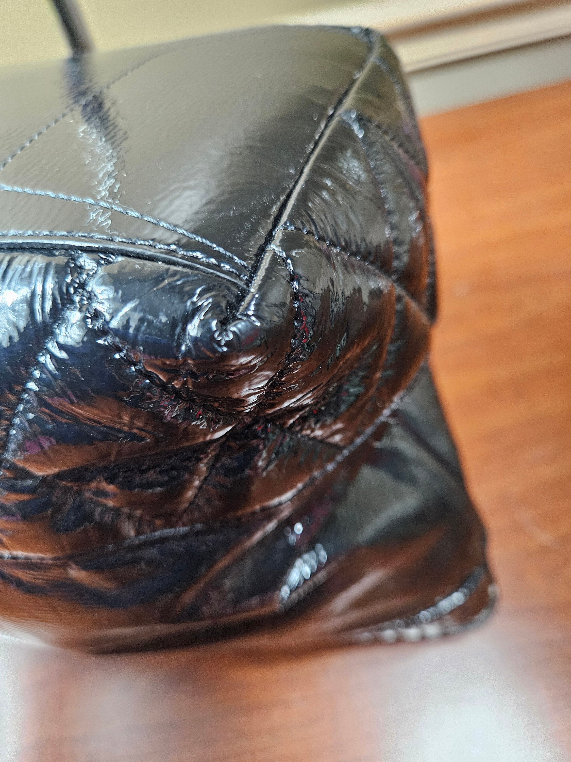 Auth Coach 18674 Poppy Daisy Liquid Gloss Patent Leather