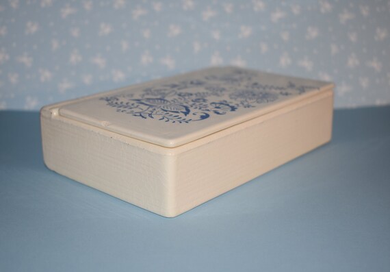 Vintage Ceramic Lidded Faux Book Jewelry Box/Vani… - image 3