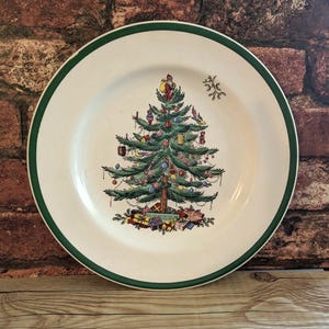 Vintage SPODE Christmas Tree - Dinner Plates - S3324-E Made in England - 3 Available