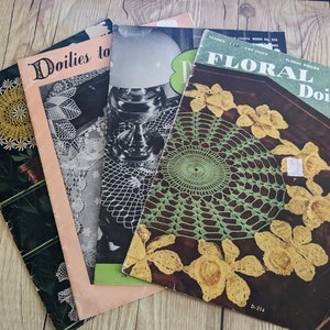 Lot of 4 - Mid Century DOILY Pattern Books - 1940&#39;s - Floral/Flower/Doilies to Treasure