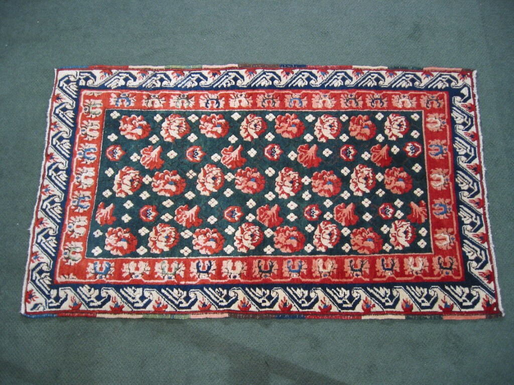 Tapis caucasien antique