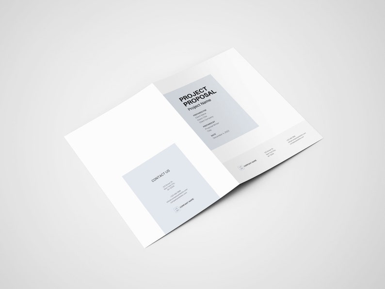 Puede incluir: Una propuesta de proyecto en papel blanco doblado con el texto "PROJECT PROPOSAL" y "Project Title" en negro. El texto "CONTACT US" est&aacute; en el lado izquierdo de la p&aacute;gina.