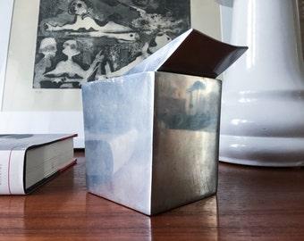 フィリップ・スタルク 灰皿 Philippe Starck アッシュトレイ 中古 フィリップ・スタルク 灰皿 Philippe Starck オブジェ アッシュ