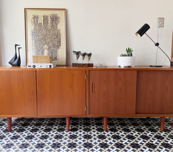 Extra long modern credenza deals