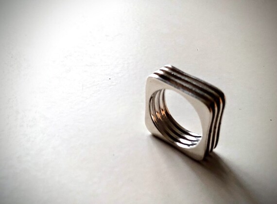 Architectural Art Deco Ring Band Silver Midcentury Modern View 3