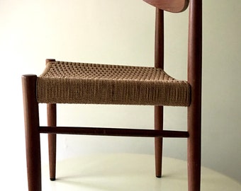 Danish Chairs: Oda, Noritsugu: Amazon.com: Books - アート