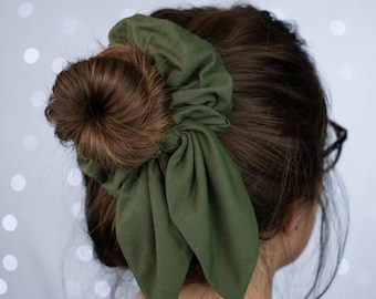 Brushed Knit Jersey Scrunchie with Bunny Ear Bow | Dark Green