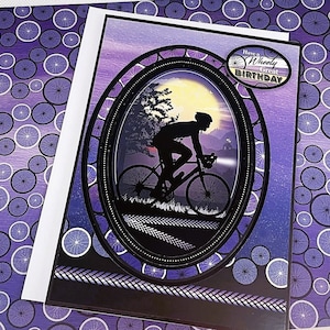 Carte d'anniversaire cycliste - carte de voeux faite main sur le thème du cyclisme, carte d'anniversaire pour homme, carte de sport, super anniversaire à roulettes. CODE : MB05