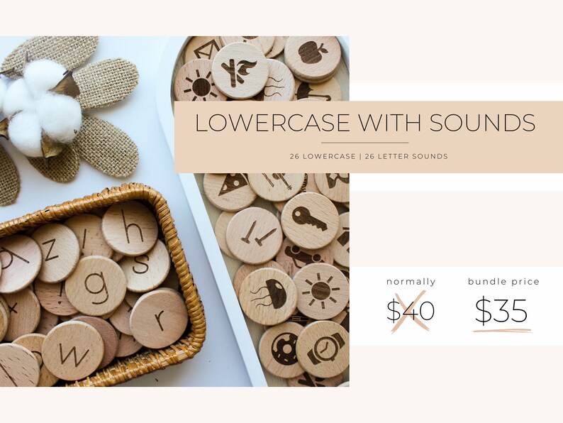 Op de afbeelding: Houten tegels met kleine letters en bijbehorende geluidspictogrammen, zoals een zon voor de letter 's'. De tegels bevinden zich in een geweven mand. De tekst 'LOWERCASE WITH SOUNDS' wordt boven de mand weergegeven. De tekst '26 LOWERCASE | 26 LETTER SOUNDS' wordt onder de mand weergegeven. De tekst 'normaal &euro;40' is doorgestreept en de tekst 'pakketprijs &euro;35' is onderstreept.