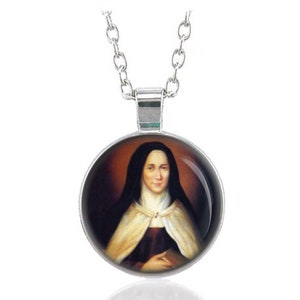 St Charlotte Necklace Round Silver tone Pendant