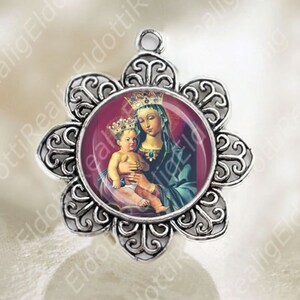 Queen Mother Mary Madonna And Jesus Medal Pendant Catholic Religious Jewelry