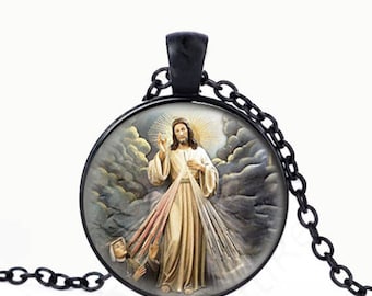 Divine Mercy Religious Necklace Jesus Catholic Pendant Black Medal Chain Necklace.