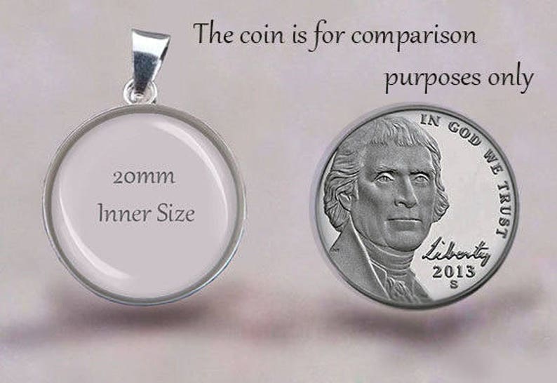 Jesus Christ in Red Robe Catholic Medal 925 Sterling Silver Pendant Jewelry
