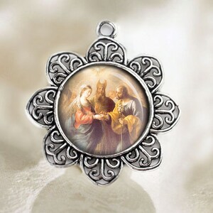 Marriage of St Joseph and Mary Medal Catholic. Christian Pendant Silver Tone Jewelry. Blessed Mary Flower Shape Medal for Necklace
