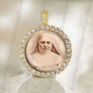 St. Marie Amandine Medal Catholic Gold Tone Jewelry NEW