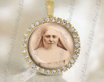 St. Marie Amandine Medal Catholic Gold Tone Jewelry NEW
