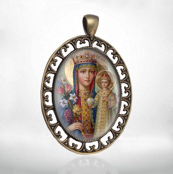 Virgin Mary With Child Jesus Vintage Catholic Medal Pendant