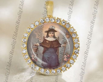 Santo Niño de Atocha / Holy Child of Atocha Catholic Religious Gold Tone Medal Pendant