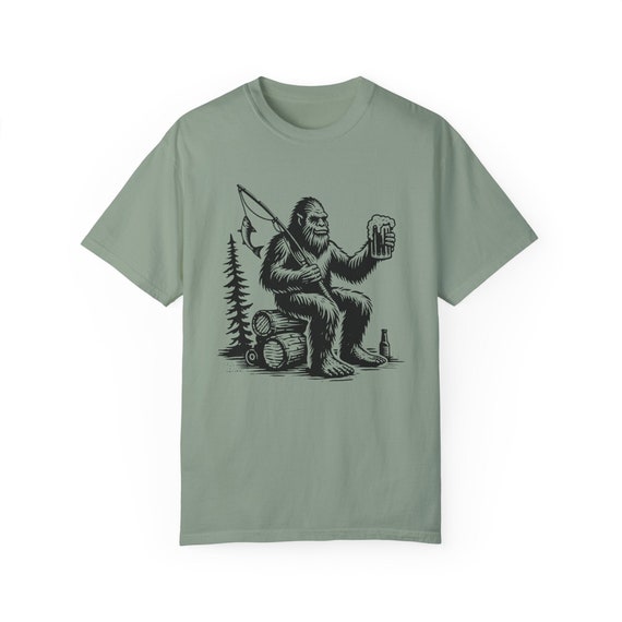 Bigfoot Fishing Fisherman T-Shirt Funny Sasquatch Gift Bigfoot Fishing Fisherman T-Shirt Funny Sasquatch Gift