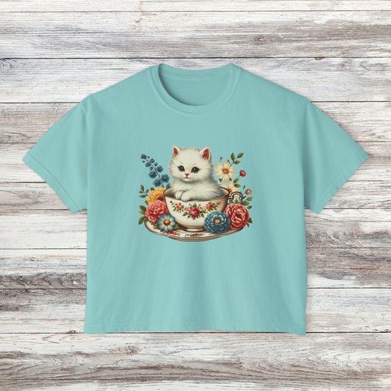 Cute Kitty Cat Foster Mom Illustration T-Shirt Cute Kitty Cat Foster Mom Illustration T-Shirt