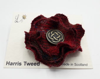 HARRIS TWEED Brooch / Dark Red and Brown Checked Harris Tweed/ Handmade in Scotland
