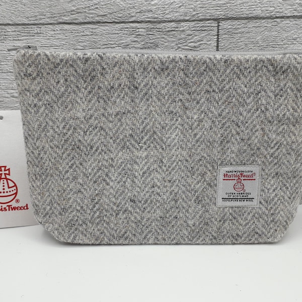 Harris Tweed Cosmetic bag / Make-up Bag /Grey and Cream Herringbone/ Handmade in Scotland