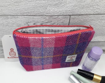 Harris Tweed Cosmetic bag / Make-up Bag / Pink and Purple Check/ Handmade in Scotland