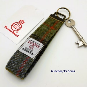 HARRIS TWEED Keyring / McLeod Tartan / Handmade in Scotland