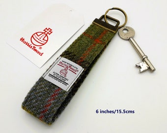 HARRIS TWEED Keyring / McLeod Tartan / Handmade in Scotland