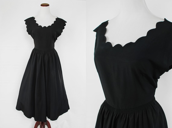 1950's Black Scalloped Short-sleeve Evening Dress