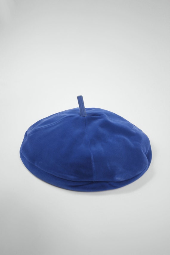 1960's Cobalt Blue Velvet Beret Hat Gem