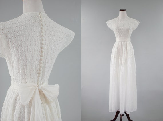 1940's White Voile Floral Cut-out Button-back Maxi