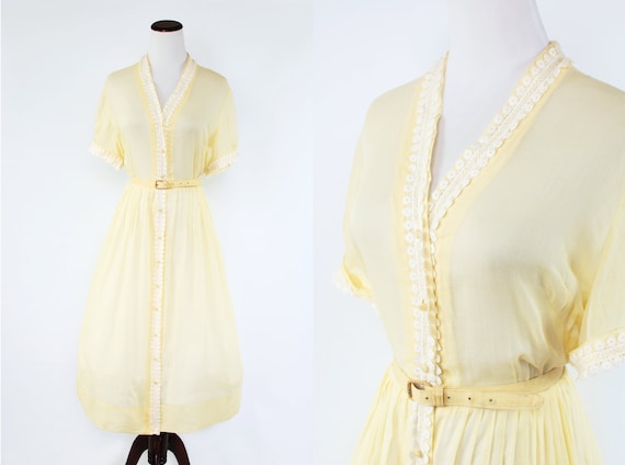 1950's Light Yellow Sheer Lace Short-sleeve Shirtd