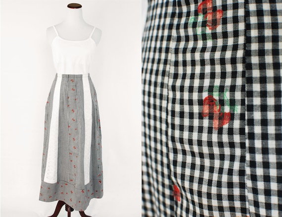 1970's Strawberry Print Black & White Gingham Cott