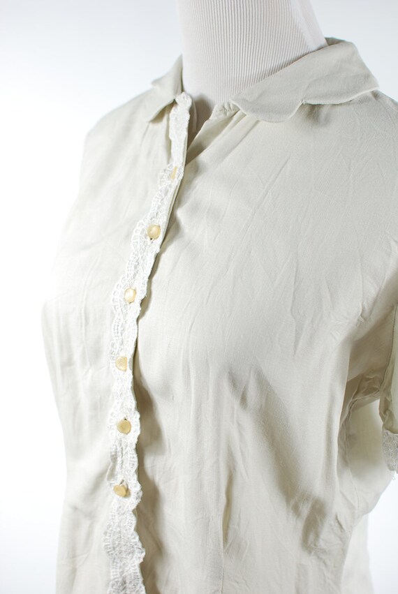 1950's Tan Linen Scalloped Collar Lace Short-slee… - image 5