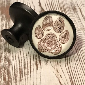 Set of 8 Vintage Dogs print wood cabinet knobs Set of 8 Vintage Dogs print wood cabinet knobs