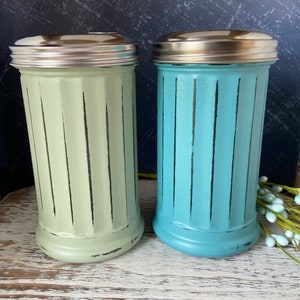 Sugar Pourer, Dispenser, Farmhouse Kitchen, Rustic Sugar Jar, Country Kitchen, Coffee Bar, Breakfast Bar, Sugar Shaker