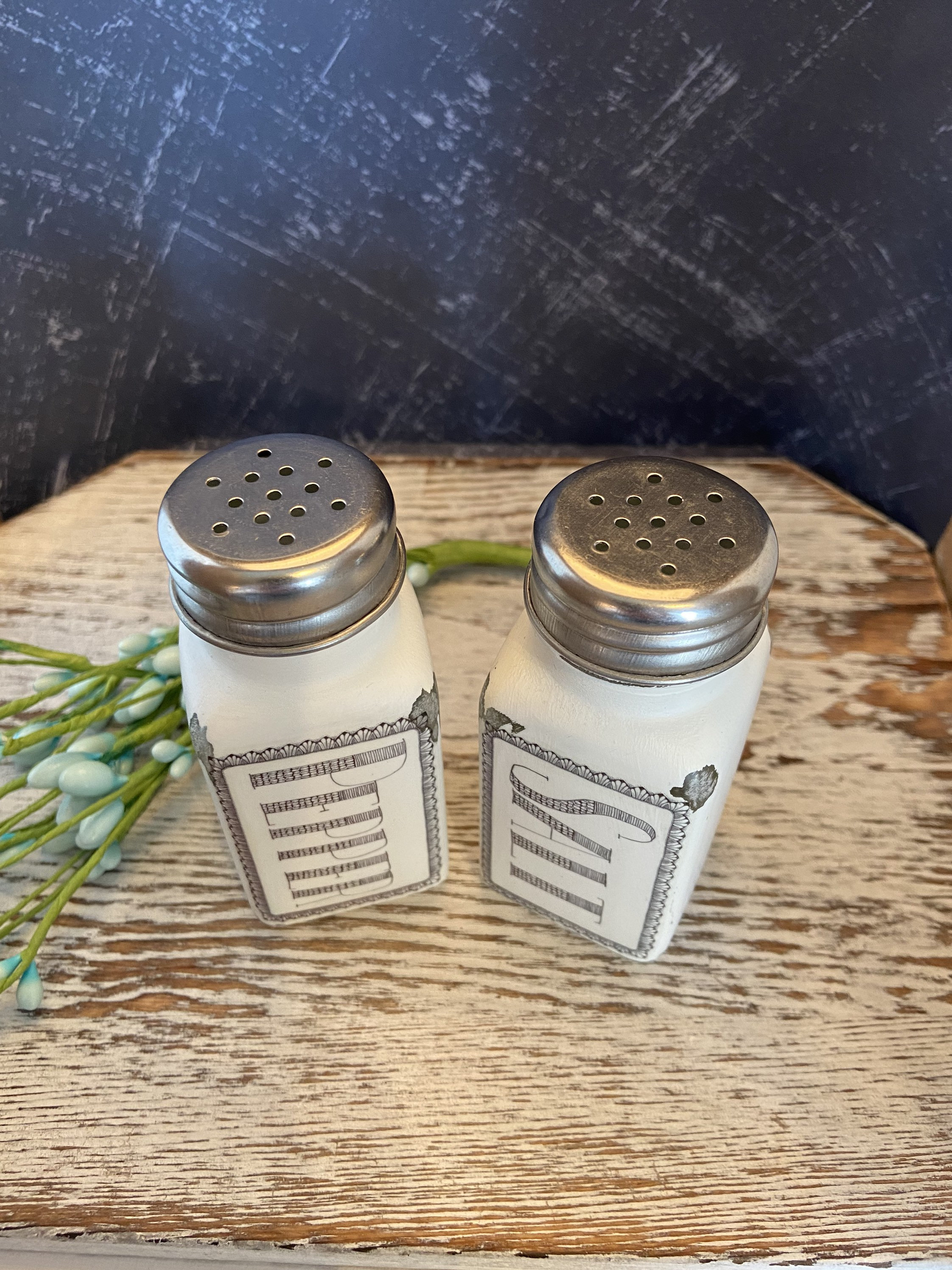 Rustic Salt And Pepper Shakers