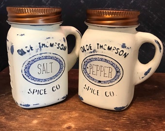 Rustic Mason Jar Salt and Pepper Shaker Set, Ivory and Blue Shaker Set, Farmhouse Decor, Rustic Kitchen, Farmhouse Kitchen